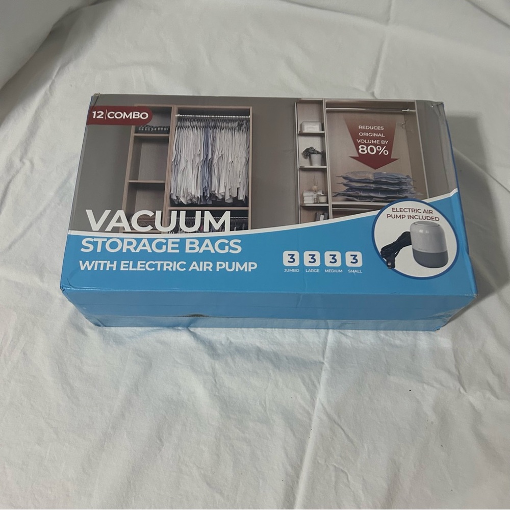 Vacuum Storage Bags with electric air pump NWT